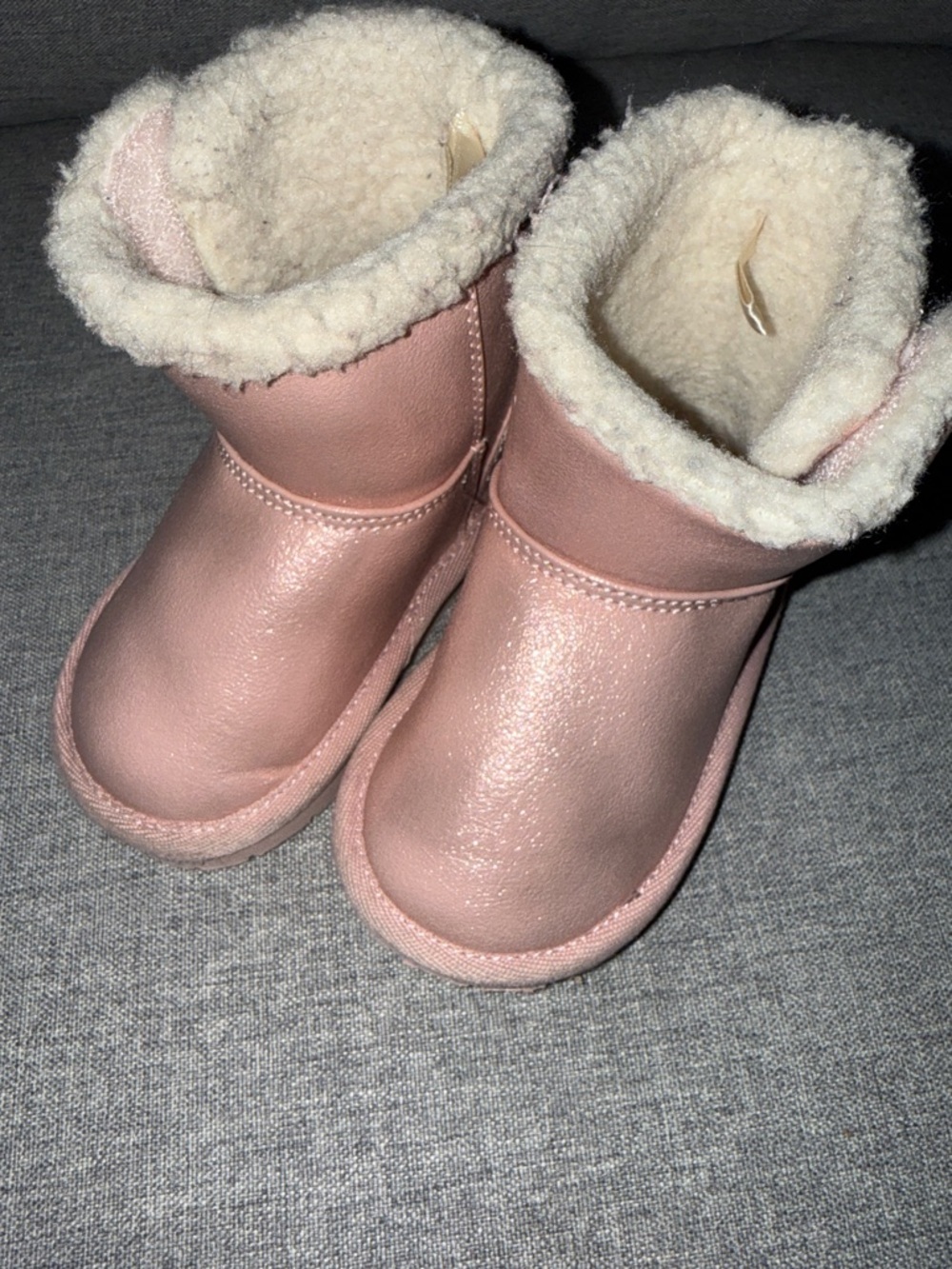 Baby Gap Sparkly Pink Faux Shearling Boots Size 6
